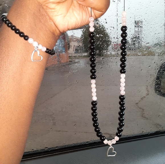 Rose Quartz Black Onyx Necklace and Bracelets - Picture 2 of 2